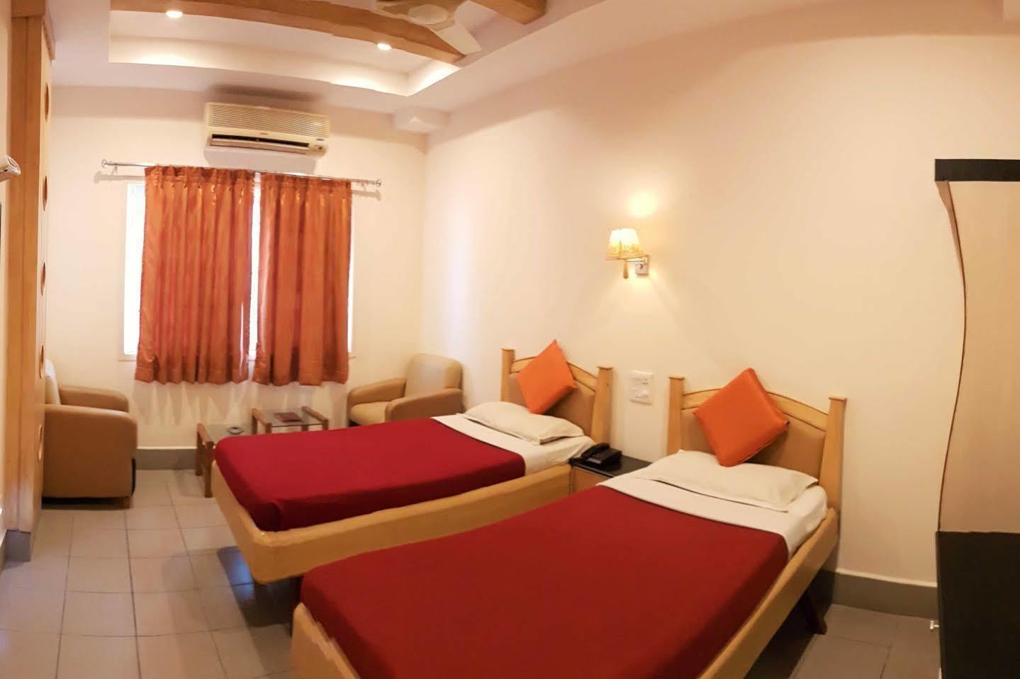 Fabhotel Kinnera Comforts Railway Station Visakhapatnam Extérieur photo