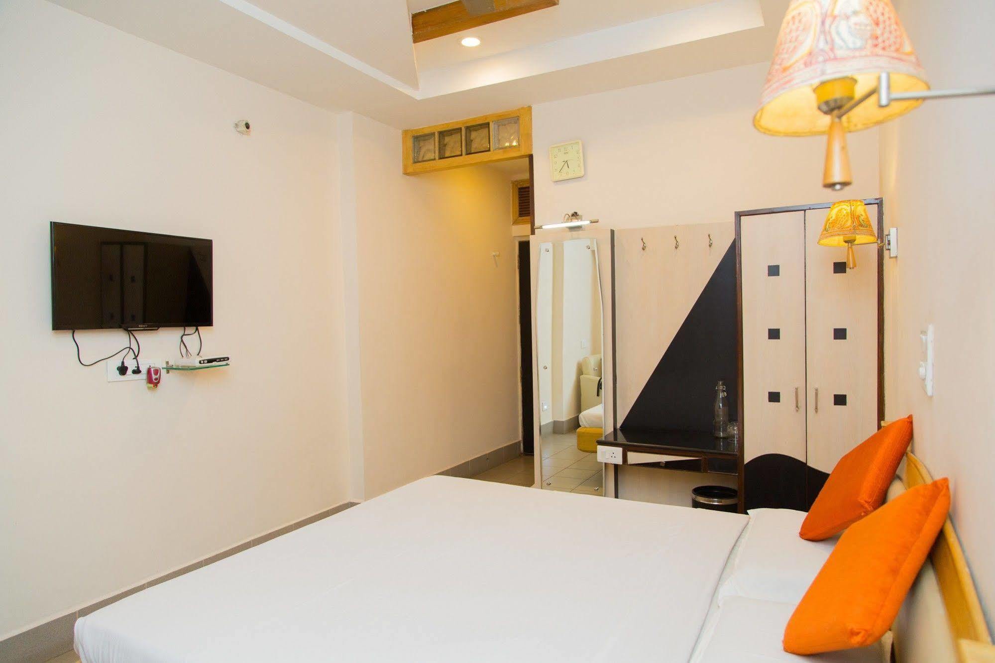 Fabhotel Kinnera Comforts Railway Station Visakhapatnam Extérieur photo